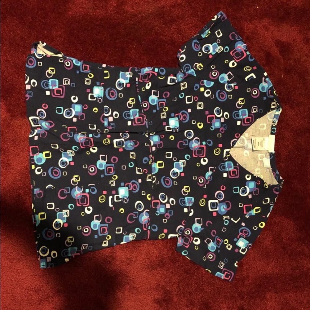 Scrub top
